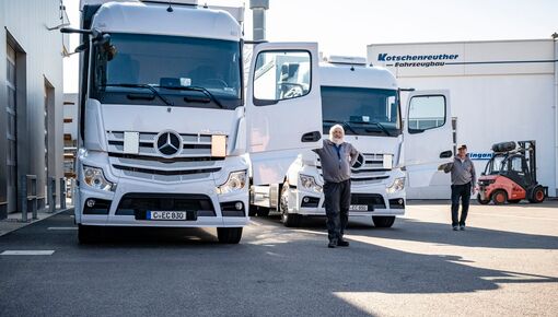 Direktfahrt, unsere Fahrer stehen zur Abfahrt bereit.